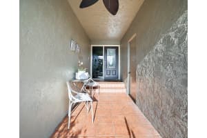 715 HELEN STREET, MOUNT DORA, FL 32757 Sold 06/16/23