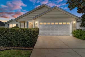 17860 89TH NATCHEZ AVENUE, THE VILLAGES, FL 32162 Sold 11/17/23