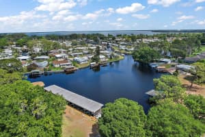 662 Buccaneer Blvd, Tavares, FL 32778, Sold 04/28/23