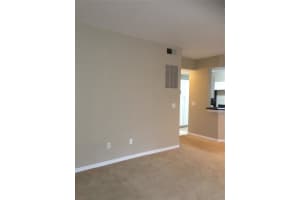5512 Metrowest Blvd, Orlando, FL 32811, Sold 04/25/23