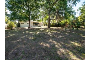 1427 Crestview Dr, Mt Dora, FL 32757, Sold 05/12/23