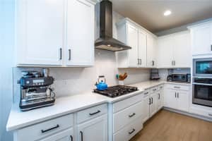 1372 Southern Sun Dr Oakland, FL 34787 Sold 06/30/23