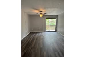 246 SCOTTSDALE SQUARE, WINTER PARK, FL 32792 Sold 07/26/23