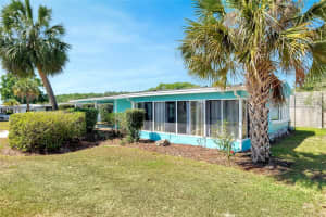 2416 VINDALE ROAD, TAVARES, FL 32778 Sold 09/29/23