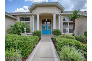 2910 LARRANAGA DRIVE, THE VILLAGES, FL 32162 Sold 05/31/23