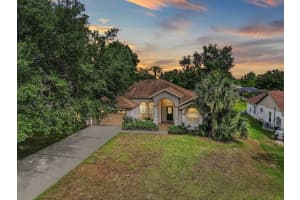 15902 Mercott Ct Clermont, FL 34714 Sold 06/05/23