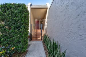 731 HELEN STREET, MOUNT DORA, FL 32757 Sold 05/31/23