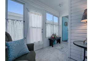 1609 CAMPOS DRIVE, THE VILLAGES, FL 32162 Sold 07/31/23