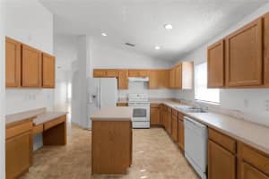 2025 NEWTOWN ROAD, GROVELAND, FL 34736 Sold 07/26/23