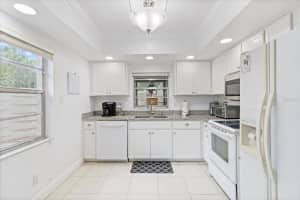 2717 SAND HOLLOW COURT, CLEARWATER, FL 33761 Sold 07/31/23