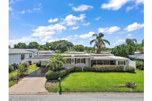 1113 SHAWN COURT, TAVARES, FL 32778 Sold 11/17/23