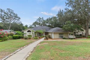 2050 HILLSIDE DRIVE, MOUNT DORA, FL 32757 Sold 10/26/23