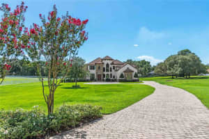 290 KENTUCKY BLUE CIRCLE, APOPKA, FL 32712 Sold 09/07/23