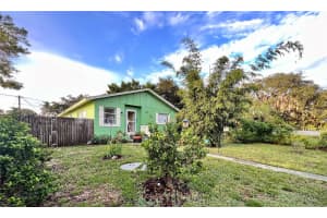 2599 SHERIDAN ROAD, MOUNT DORA, FL 32757 Sold 10/16/23