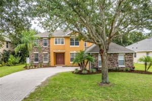 125 BLUE WATER EDGE DRIVE, EUSTIS, FL 32736 Sold 09/05/23