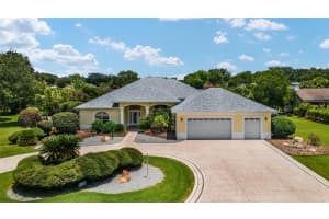 2912 LARRANAGA DRIVE, THE VILLAGES, FL 32162 Sold 09/28/23
