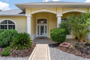 2912 LARRANAGA DRIVE, THE VILLAGES, FL 32162 Sold 09/28/23