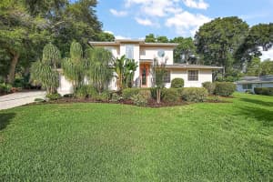 1405 HILLTOP DRIVE, MOUNT DORA, FL 32757 Sold 10/12/23