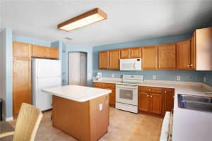 8084 169TH TWEEDSIDE LOOP, THE VILLAGES, FL 32162 Sold 12/14/23