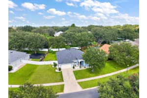3733 FALLSCREST CIR, CLERMONT, FL 34711 Sold 10/10/23