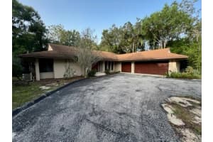 1777 CRESTVIEW DRIVE, MOUNT DORA, FL 32757 Sold 11/03/23