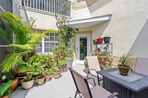 17333 CHATEAU PINE WAY, CLERMONT, FL 34711 Sold 12/01/23