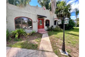 2100 SHERIDAN ROAD, MOUNT DORA, FL 32757 Sold 01/16/24