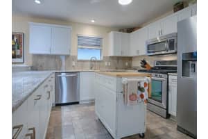17885 91ST FREEDOM COURT, THE VILLAGES, FL 32162 Sold 01/11/24