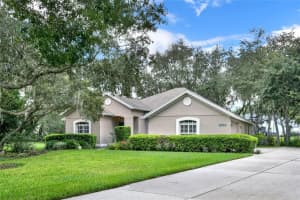 6902 OAK GLEN COURT, SANFORD, FL 32771 Sold 02/20/24