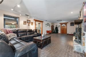 12 HURST ROAD, WINTER HAVEN, FL 33880 Sold 12/03/24