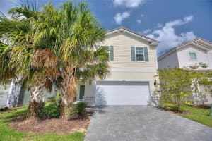 7384 OAKMOSS LOOP, DAVENPORT, FL 33837 - MLS#MFRG5074635