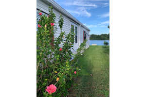 1360 SKYLINE DRIVE, TAVARES, FL 32778 Sold 02/29/24