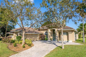 24931 SARANAC COURT, EUSTIS, FL 32736 Sold 02/29/24