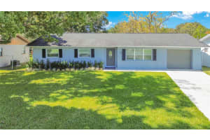27821 LOIS DRIVE, TAVARES, FL 32778 Sold 03/29/24