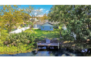 27821 LOIS DRIVE, TAVARES, FL 32778 Sold 03/29/24