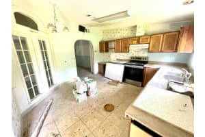 9225 LUNA DRIVE, SAINT CLOUD, FL 34773 Sold 02/15/24