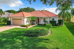 106 LAKE REGION BOULEVARD, WINTER HAVEN, FL 33881 Sold 04/29/24
