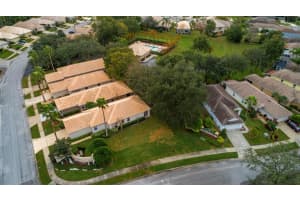 8000 SAINT ANDREWS WAY, MOUNT DORA, FL 32757 Sold 03/01/24
