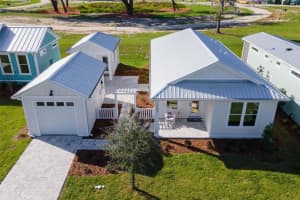 12069 LAKESHORE WAY, OXFORD, FL 34484 Sold 12/03/24