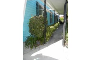 11451 HICKORY LANE, TAVARES, FL 32778 Sold 02/26/24