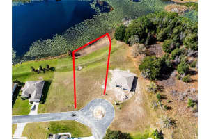 85 FAIRWAY CIRCLE, UMATILLA, FL 32784 - MLS#MFRG5076994