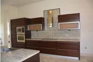 3721 EAGLE ISLE CIRCLE, KISSIMMEE, FL 34746 Sold 08/08/24