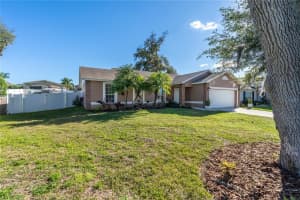 7728 HABERSHAM DRIVE, LAKELAND, FL 33810 Sold 03/13/24