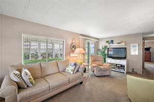 1105 NASSAU CIRCLE, TAVARES, FL 32778 Sold 02/29/24