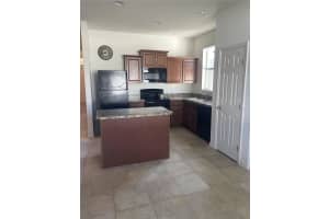 819 KRENSON WOODS LANE, LAKELAND, FL 33813 Sold 04/03/24