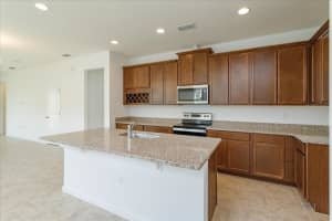 2016 SUNSHINE PEAK DRIVE, MINNEOLA, FL 34715 Sold 03/03/25