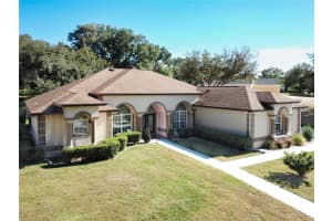 3942 OAK POINTE DRIVE, LADY LAKE, FL 32159 Sold 05/10/24