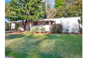 2737 VINDALE ROAD, TAVARES, FL 32778 Sold 04/11/24