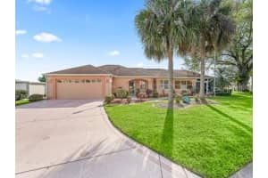 1156 PARADISE DRIVE, THE VILLAGES, FL 32159 Sold 03/10/25