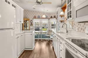 1691 NASSAU CIRCLE, TAVARES, FL 32778 Sold 04/29/24